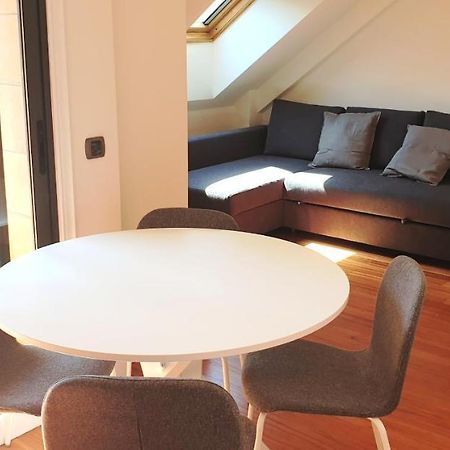 Coqueto apartamento céntrico con garaje Appartamento Vigo Esterno foto